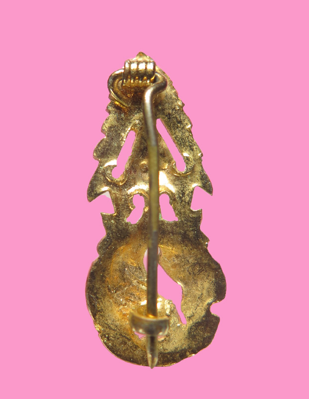 เข็มกลัด ภปร หลวงปู่ลำภู วัดใหม่อมตรส ออกวัดไก่จ้น