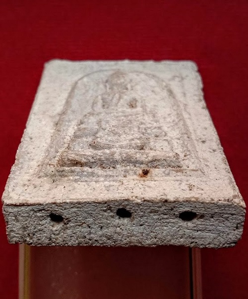 พระสมเด็จพระประธานฐานผ้าทิพย์พิมพ์ใหญ่ หลังรูปเหมือน พระครูลมูล วัดเสด็จ ปี12 ตะกรุด 3ดอก..เคาะเดียว