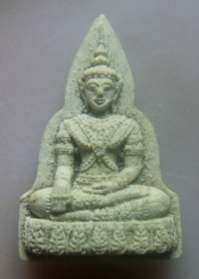 **เบา​ๆ​**พระเจ้าศรีธรรมโศกราช เนื้อผง วัดพระมหาธาตุ จ.นครศรีธรรมราช ปี ๒๕๒๙**สวยๆ 