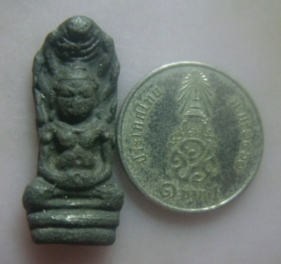 **เบา​ๆ​**พระนาคปรก เนื้อชินตะกั่ว หลังลายผ้า เก่าๆ ไม่ทราบที่**เนื้อจัด สวยๆ เชิญชมครับ 