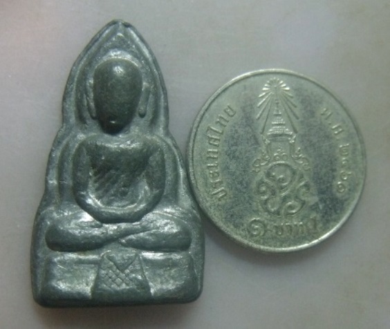 **เบาๆ**เหรียญหล่อหลวงตาจวน พิมพ์หลวงพ่อเณร วัดไก่เตี้ย เนื้อชินตะกั่ว อ.ศรีประจัน จ.สุพรรณบุรี**