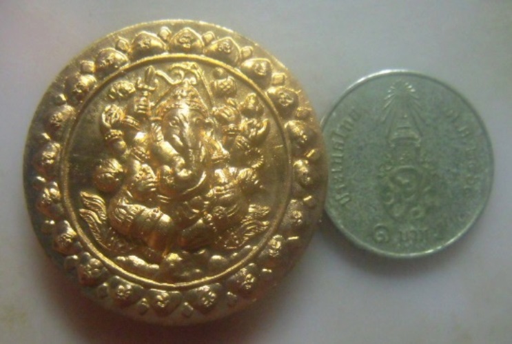 **เบา​ๆ​**เหรียญพระพิฆเณศวร์ ปฐมมหาเทพราชฤกษ์ ศรีวิชัยนามปี ๕๐ วัดถลุงทอง**ตอก 2 โค้ด ซองเดิม สวยๆ