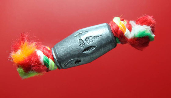 ตะกรุดจันทร์เพ็ญ ไหมเบญจรงค์ 5 สี " หลวงพ่อแดง วัดอินทาราม " จ.สมุทรสงคราม