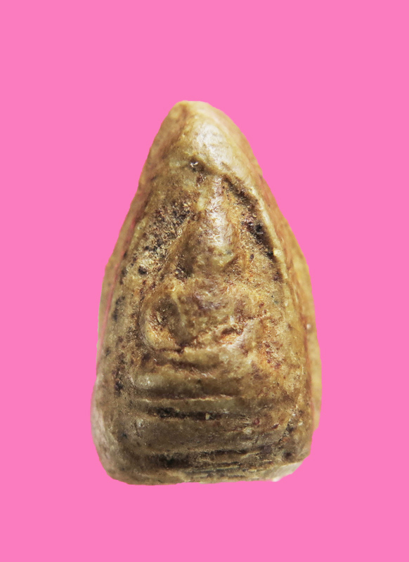 พระผงน้ำมัน พิมพ์เม็ดข้าวเม่า หลวงพ่อสว่าง วัดท่าพุทรา ออกวัดท่างิ้ว (ยุคต้น)