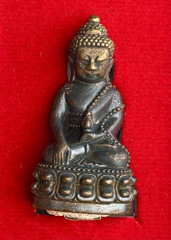 พระกริ่งชินบัญชร ไตรมาส 64 หลวงปู่บุดดา วัดป่าใต้พัฒนาราม จ.สระแก้ว เนื้อชนวนก้นอุดผงพรายกุมารหลวงปู