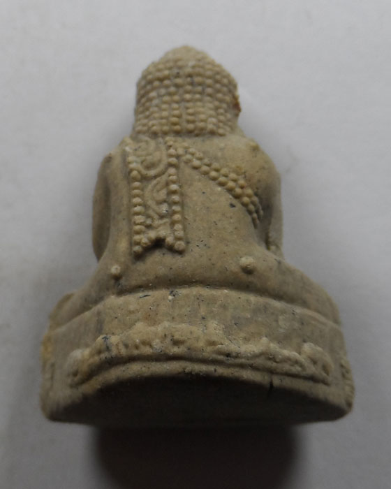 พระบัวเข็มมหาลาภ วัดสระบ่อแก้ว จ.แพร่