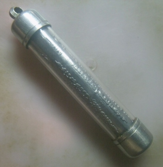 **เบา​ๆ​**ตะกรุดโทนมหายันต์ ๙ แถว เนื้อชินตะกั่ว ขนาดยาว 6.0 ซม.**สวยๆ ใส่หลอดพร้อมใช้