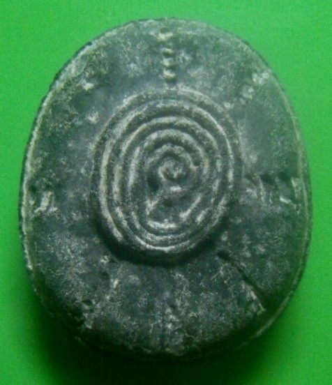 **เบาๆ**พระปิดตามหาอุตม์ หลังยันต์ เนื้อว่าน เก่าๆ ไม่ทราบที่**เนื้อจัด สวยๆ เชิญชมครับ 