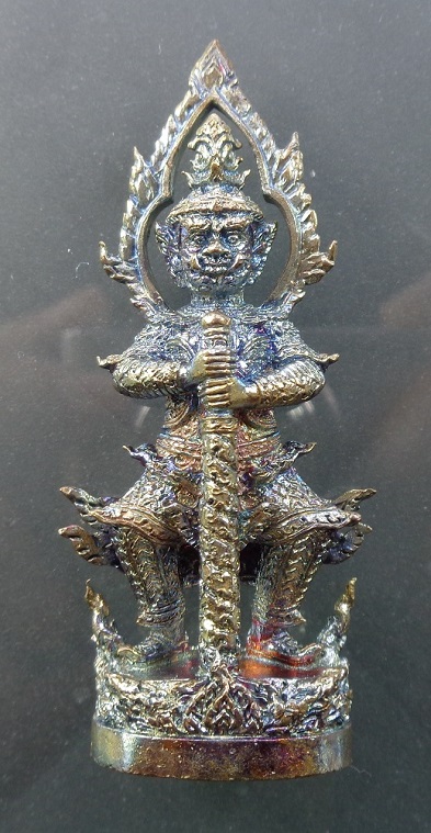 รูปหล่อลอยองค์ท้าวเวสสุวรรณฯ หลวงพ่อหวั่น วัดคลองคูณ จ.พิจิตร เนื้อสัมฤทธิ์ประกายรุ้ง สวยครับ