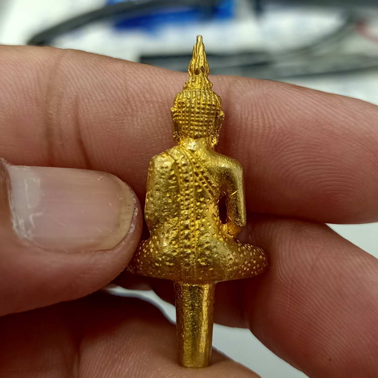 2 องค์ รูปหล่อหลวงพ่อรัตนชัยมงคล รุ่นสร้างมณฑป วัดทะเลบก จ.นครปฐม เนื้อกะไหล่ทอง