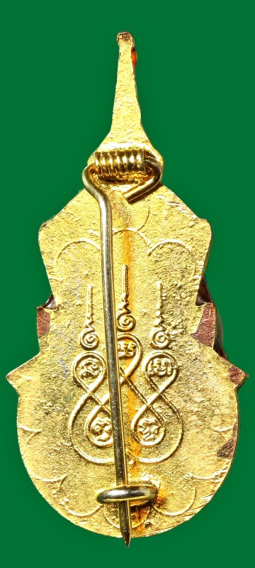 เหรียญเข็มกลัดพระสยามเทวาธิราช