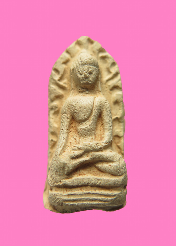 พระรอดมหาวัน เนื้อดิน ปลุกเสกอินเดีย ปี 18 พิธีใหญ่