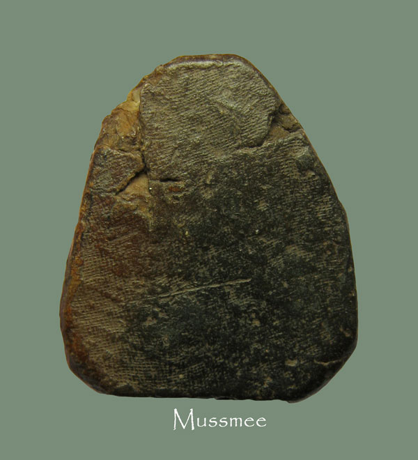 พระผงกระดูกผี วัดโพธิ์ (พิมพ์พระปิดตาลายผ้า) พระพุทธคุณแรงๆ