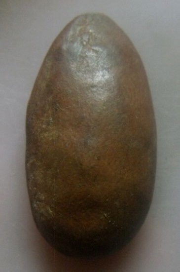 **เบา​ๆ​**พระขุนแผนไข่ผ่าซีก เนื้อดินเคลือบ สวยๆ เนื้อจัด ไม่ทราบที่**เชิญชมครับ