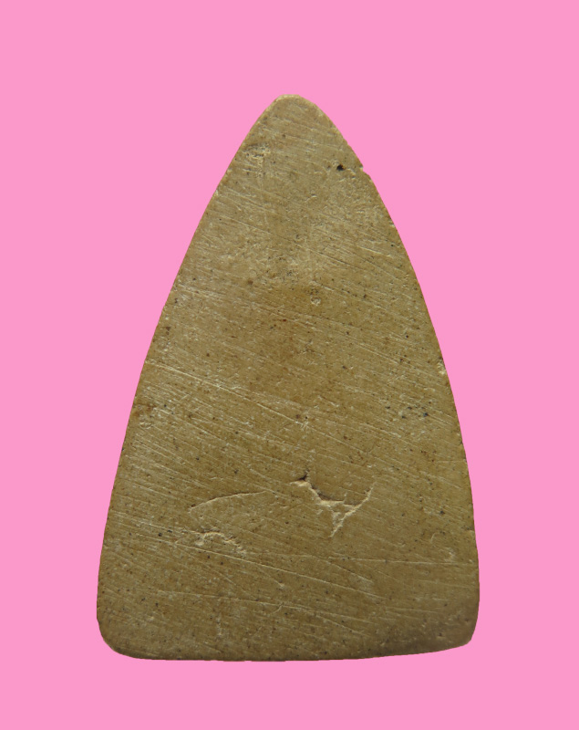 พระผงเขี้ยวแก้วพิมพ์นางของ ลพ.ก๋วน วัดตะเคียนทอง จ.ระยอง องค์ที่2