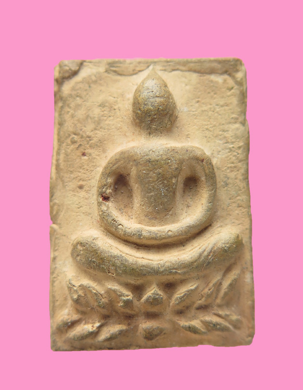 พระเนื้อดินฐานบัวคว่ำบัวหงาย