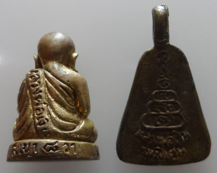 หลวงพ่อเงิน (๒ องค์) 