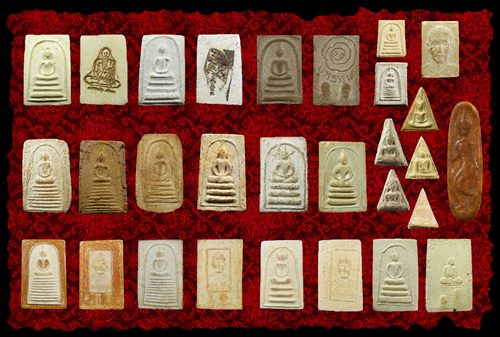 พระสมเด็จพิมพ์เกศบัวตูม หลวงปู่เทียน วัดโบสถ์ ปี ๐๗ ฝังตะกรุด 2 ดอก+บัตรรับรองพระแท้