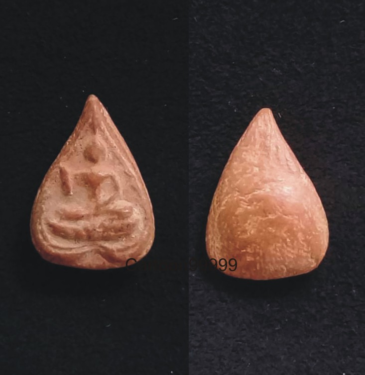 พุทธกวัก เนื้อดิน เล็กๆ เก่าๆ ครับผม