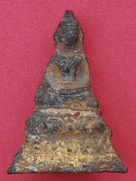 พระเนื้อชินหล่อโบราณ ปิดทองเก่า ฐาน ๑ นิ้ว (ไม่ทราบที่)