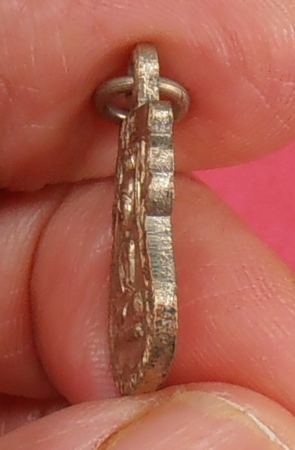 เหรียญเสมาพิมพ์เล็กหลวงปู่สุม วัดหล่ม พิษณุโลก ปี ๒๕๑๓