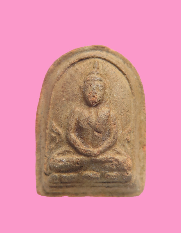 พระพุทธข้างนาค หลังลายผ้า