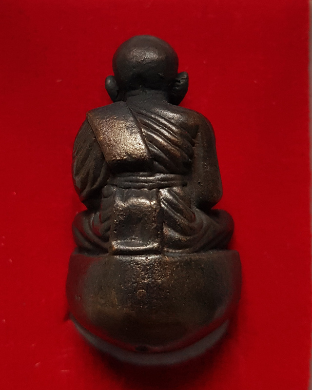 รูปหล่อเบ้าทุบ หลวงปู่ทวด เนื้อนวโลหะ วัดในหาน ภูเก็ต ปี 2536 ตอกโค๊ต พร้อมกล่อง