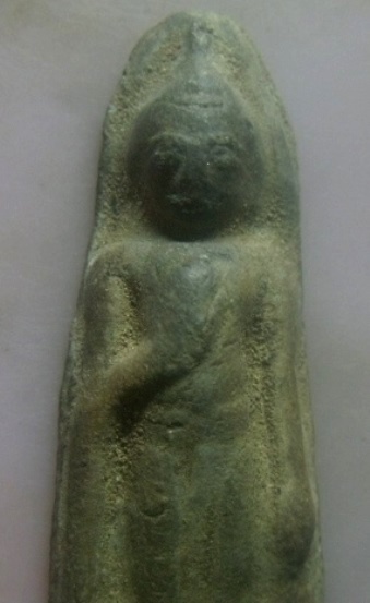 **​เบา​ๆ​**พระร่วงยืนประทานพร เนื้อดิน เก่าๆ สวยๆ ไม่ทราบที่**เนื้อจัด เชิญชมครับ