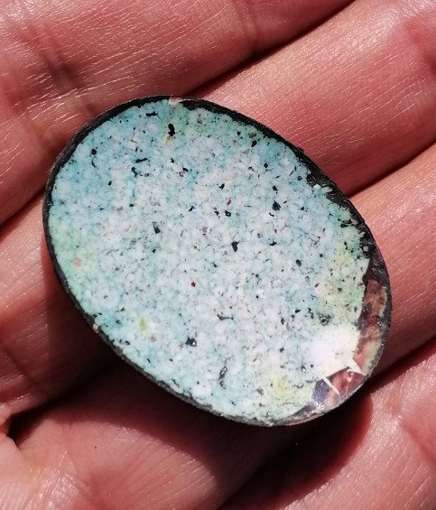 ล็อคเก็ตพิมพ์ใหญ่รูปไข่ หลวงปู่ทิม อิสริโก ออกวัดโพธิสัมพันธ์ ปี 2517 เคาะเดียว