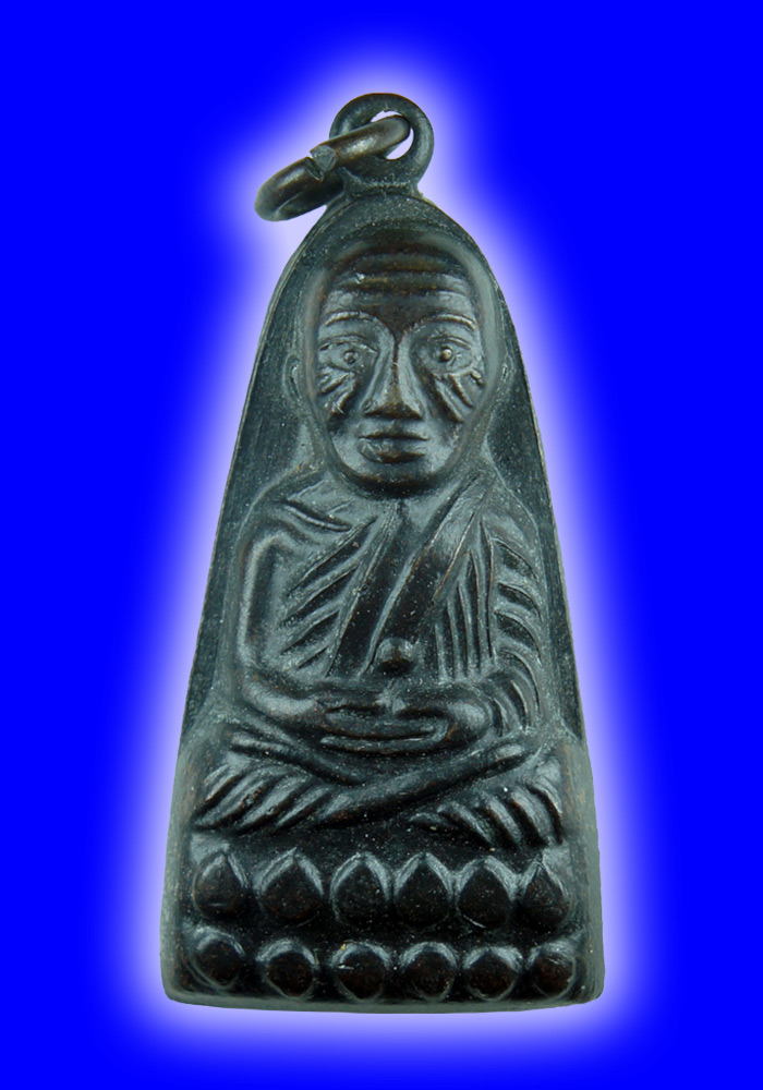 พระหลวงปู่ทวดพิมพ์เตารีด(มีหู) พิมพ์ใหญ่ หลังตัวหนังสือ(แจกปีนัง) เนื้อทองแดง ปี2524