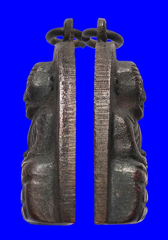 พระหลวงปู่ทวด พิมพ์เตารีด(มีหู) วัดช้างให้ จ.ปัตตานี พิมพ์ใหญ่ เนื้อโลหะ ปี2507