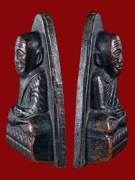 พระหลวงปู่ทวดหลังตัวหนังสือพิมพ์ใหญ่ พิมพ์หน้าโบราณ/กรรมการ(ใ.ไม่แตก) วัดช้างให้ ปี2508