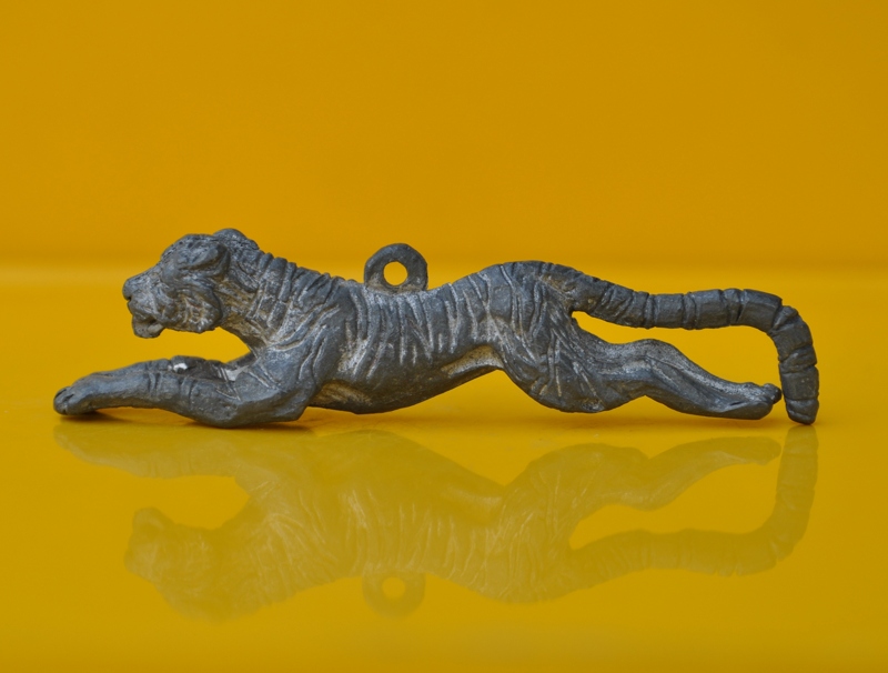 เสือปืนแตกรุ่นแรก หลวงปู่แย้ม วัดตะเคียน 