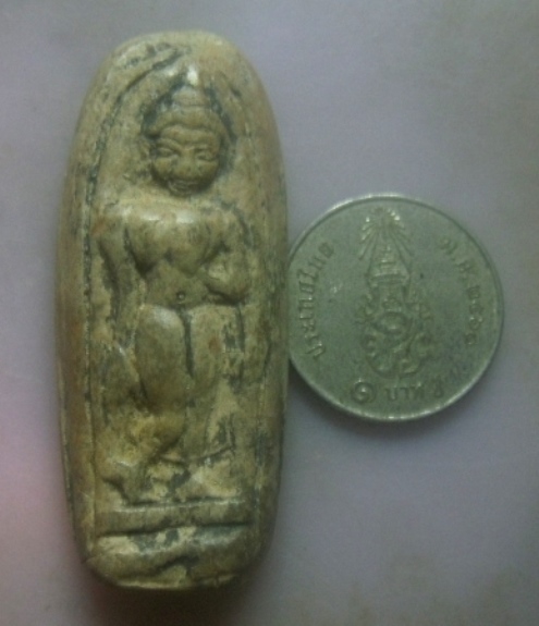 **เบา​ๆ​**พระพุทธปางลีลา เนื้อดิน มีคราบกรุ เก่าๆ สวยๆ ไม่ทราบที่**เนื้อจัด ชิญชมครับ 