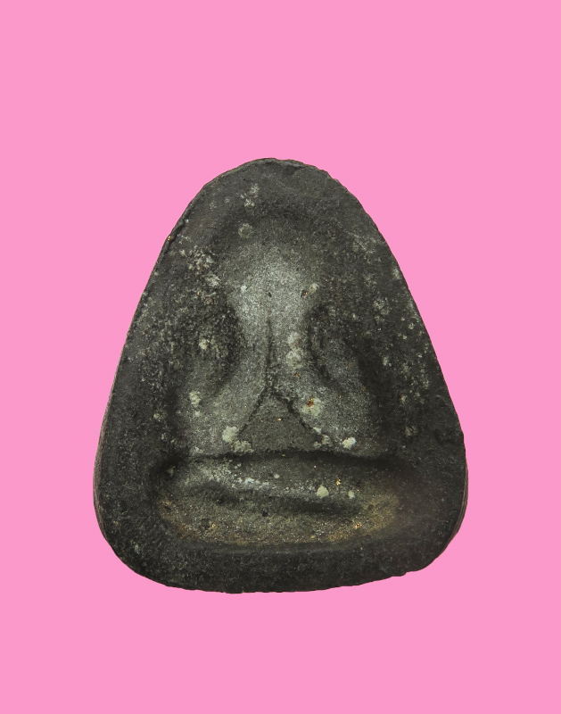 พระปิดตา เจ้าคุณวิเชียร วัดเครือวัลย์ หลังแบบ