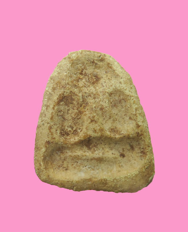 พระปิดตา เนื้อผง เก่า