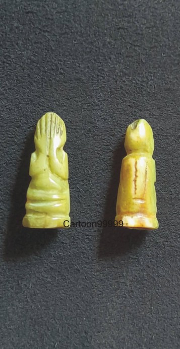 ปลายเขี้ยวแกะ พระปิดตา เก่าๆ เล็กๆ น่ารักครับ