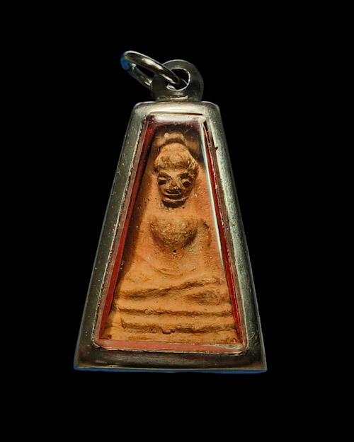 เคาะเดียวครับ พระผงสุพรรณ จงอางศึก ปี 2510 วัดพระธาตุ รุ่นแจกทหาร จ.สุพรรณบุรี