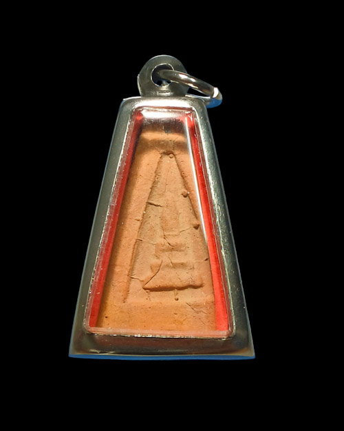 เคาะเดียวครับ พระผงสุพรรณ จงอางศึก ปี 2510 วัดพระธาตุ รุ่นแจกทหาร จ.สุพรรณบุรี