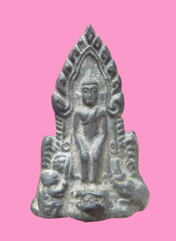 พระปางป่าเรไลยน์ เนื้อชิน หลวงปู่ลำภู ออกวัดไก่จ้น ปี 16