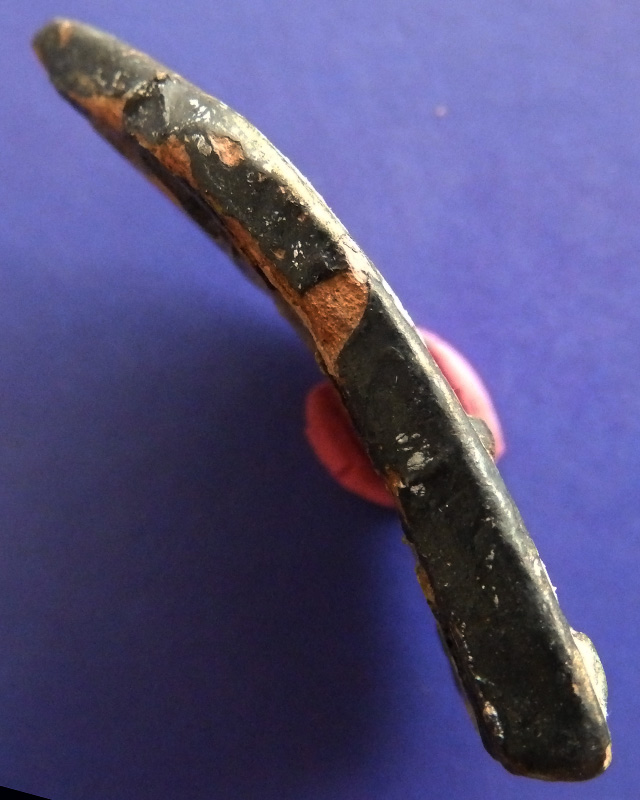 2.พระเนื้อกระเบื้องดินเผา ลงรัก สูง 5 ซ.ม. พระบ้านเก่าเก็บหลายสิบปี