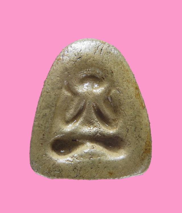 พระปิดตา หลวงพ่อปาน หลังแบบ (นิยม) วัดเครือวัลย์ ชลุบรี