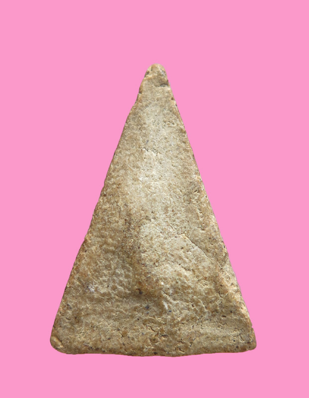 พระผงของขวัญ หลวงปู่ม่น วัดเนินตามาก ชลบุรี