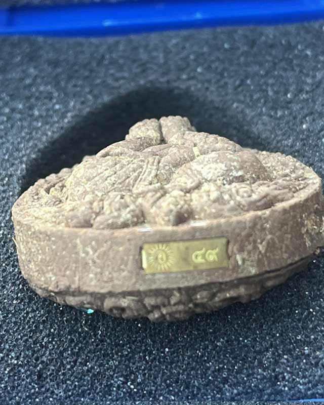 หลวงปู่อิ่ม ปญฺญาวฺโธ วัดทุ่งนาใหม่ จ.นครศรีธรรมราช  ปิดตาพุทธศิลป์ ตะกรุดเงิน มีพลอย