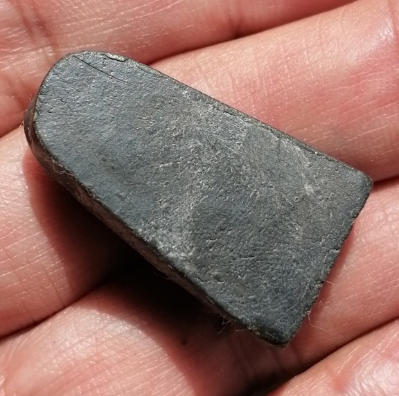 พระกันผีพิมพ์เเล็ก หลวงพ่อกวย​ วัดโฆษิตาราม​ เนื้อผงใบลาน​ ยุคต้น​ เคาะเดียว     