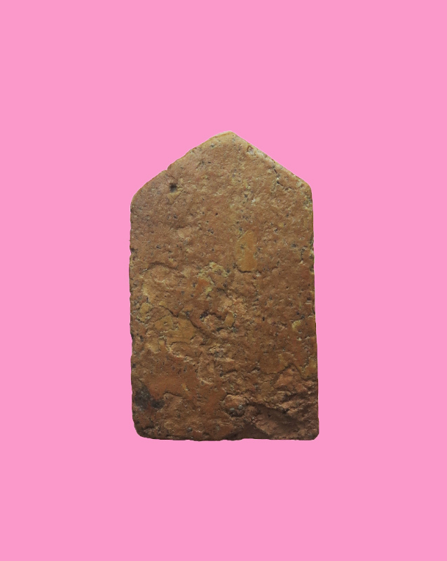 พระชัยวัฒน์ครึ่งซีก เนื้อดิน เจ้าคุณศรี (สน) วัดสุทัศน์