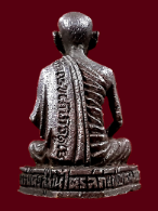 รูปหล่อหลวงพ่อเกษม เขมโก บารมี 81 สุสานไตรลักษณ์ จ.ลำปาง ปี 2535