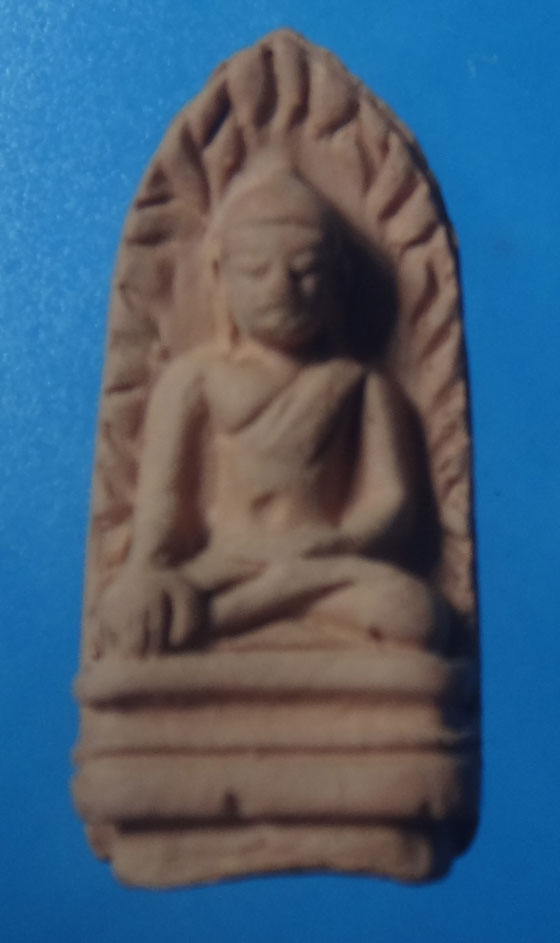 พระรอดพิมพ์ใหญ่ วัดมหาวัน จ.ลำพูนปลุกเสกที่เชตวันมหาวิหารอินเดีย ปี35