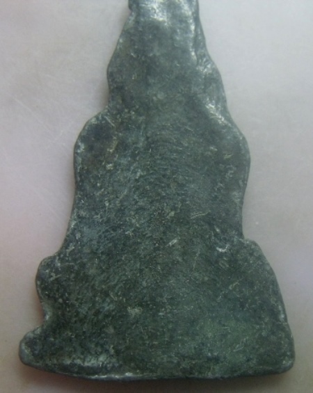 **เบาๆ**พระร่วงนั่งซุ้มปราสาท เนื้อชินตะกั่ว เก่าๆ ไม่ทราบที่**เนื้อจัด สวยๆ เชิญชมครับ 