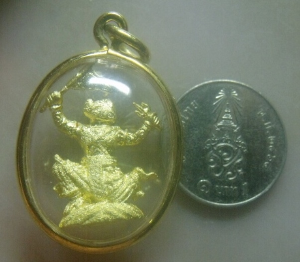 **เบาๆ**หนุมานเชิญธงหนุนดวง หล่อเนื้อโลหะกะไหล่ทองพ่นทราย ไม่ทราบที่**เลี่ยมสวยพร้อมใช้ เชิญชมครับ